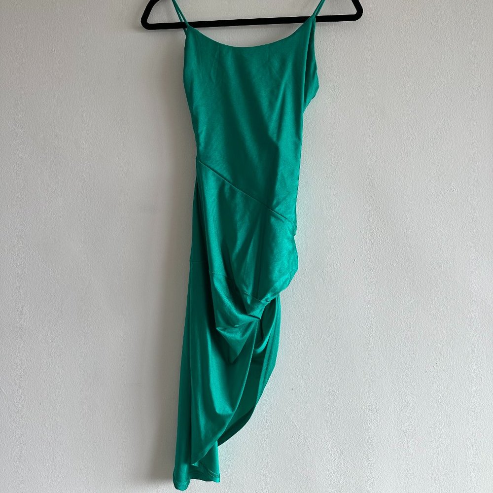 [SOLD]  Lucky green twist dress